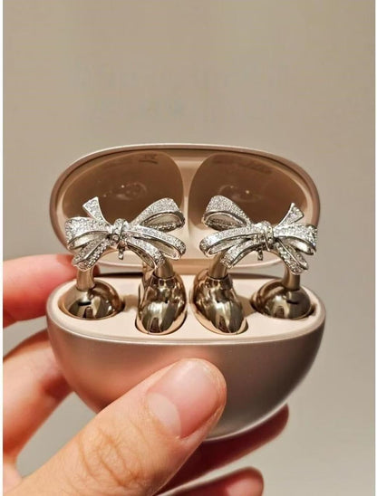 Bow Rhinestone تزيين سماعات Clip-On – Silver Bow Style D ديزاين فاخر make it long